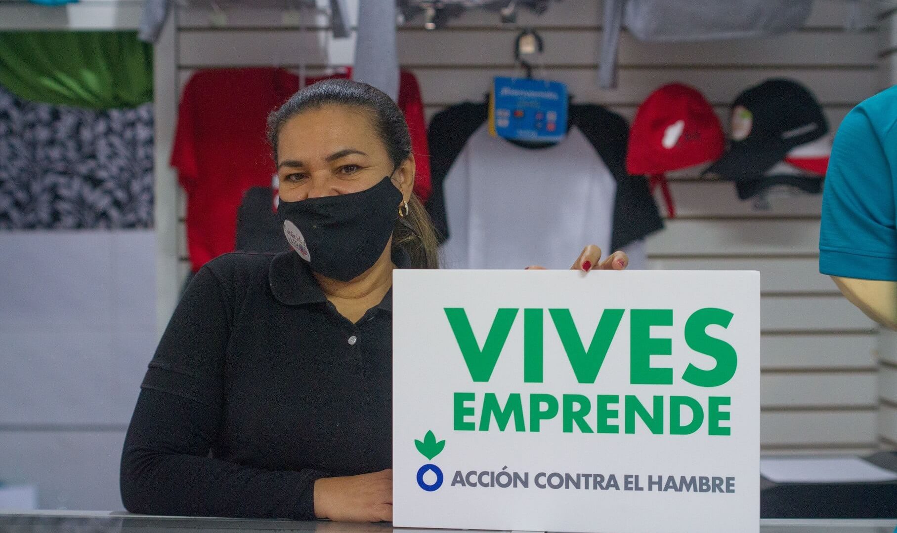 Mujer venezolana participante del programa Vives Emprende