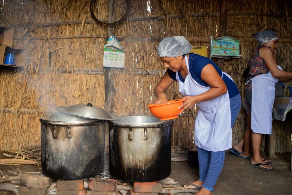 Olla común en Piura, Peru