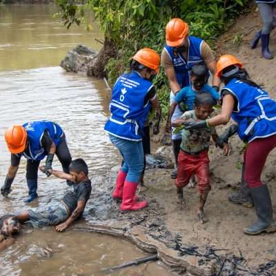 SIMULACRO ANTE DERRAME DE PETRÓLEO E INUNDACIÓN FORTALECE CAPACIDADES DE RESPUESTA EN LA COMUNIDAD INDÍGENA LA CURVA
